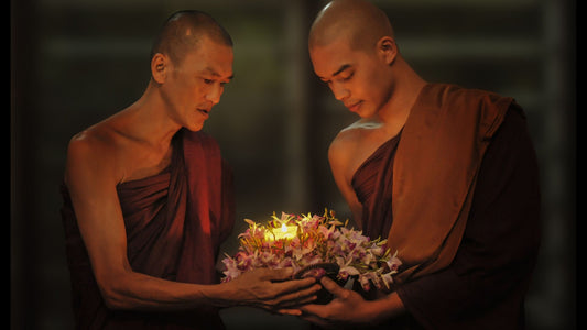 The Mystical Process of Extracting Lek Lai: When Sacred Metal Falls from Cave Walls